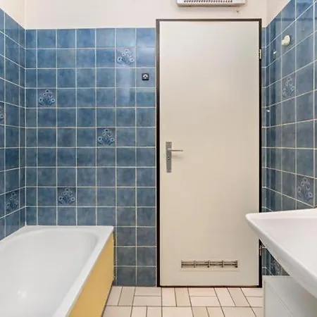 Residentie Astrid アパート ブレーデネ